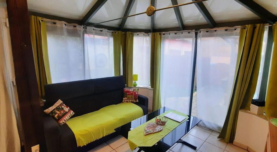 Вилла Oasis D'Alsace Valff Экстерьер фото